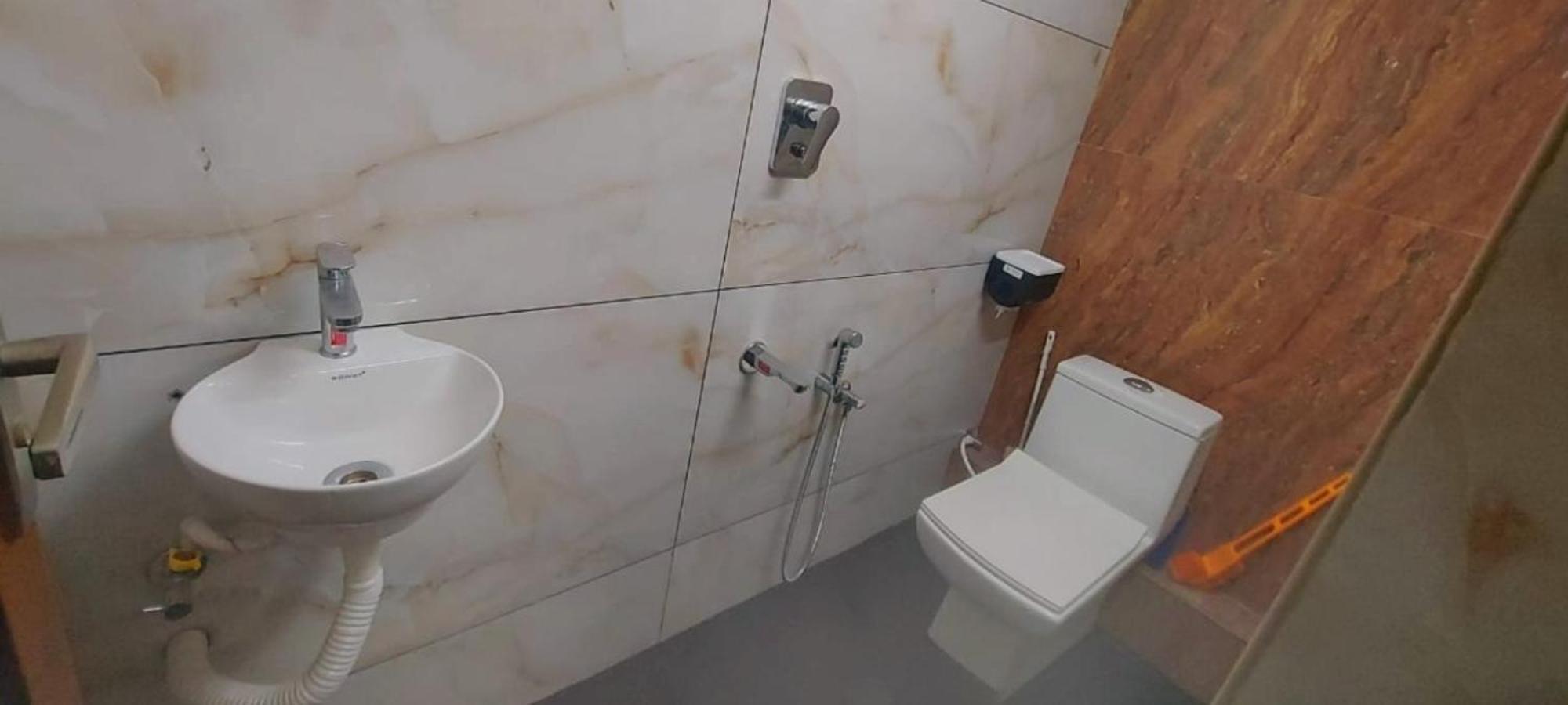 Oasis Homestay Kochi Esterno foto